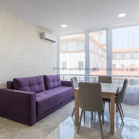 Pensión Dream House - En El Apartemento *